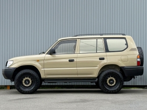 ランクルプラド95系キャンプ　アウトドア　レジャー　４ＷＤ　ＳＵＶ