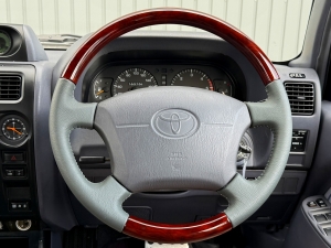 ランクルプラド95系キャンプ　アウトドア　レジャー　４ＷＤ　ＳＵＶ