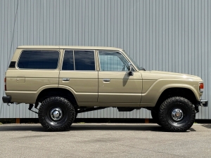 ランクル６０キャンプ　アウトドア　レジャー　４ＷＤ　ＳＵＶ