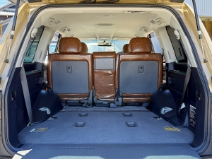 ランクル２００キャンプ　アウトドア　レジャー　４ＷＤ　ＳＵＶ