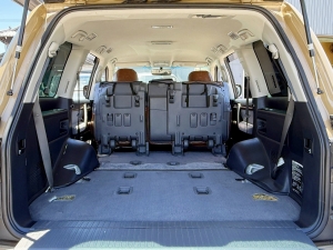 ランクル２００キャンプ　アウトドア　レジャー　４ＷＤ　ＳＵＶ