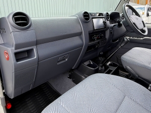 ランクル７０キャンプ　アウトドア　レジャー　４ＷＤ　ＳＵＶ