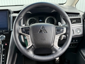 デリカＤ５キャンプ　アウトドア　レジャー　４ＷＤ　ＳＵＶ