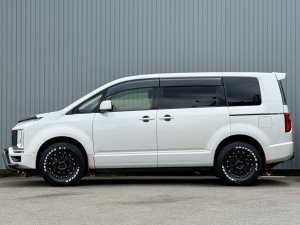 デリカＤ５キャンプ　アウトドア　レジャー　４ＷＤ　ＳＵＶ