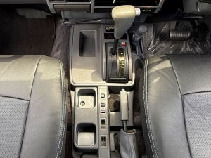 ランクルプラドキャンプ　アウトドア　レジャー　４ＷＤ　ＳＵＶ