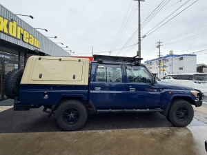 ランクル７０キャンプ　アウトドア　レジャー　４ＷＤ　ＳＵＶ