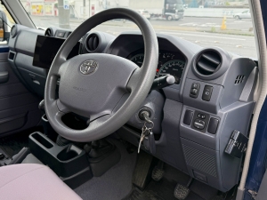 ランクル７０キャンプ　アウトドア　レジャー　４ＷＤ　ＳＵＶ