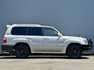 ランクル１００キャンプ　アウトドア　レジャー　４ＷＤ　ＳＵＶ