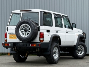 ランクル７０キャンプ　アウトドア　レジャー　４ＷＤ　ＳＵＶ
