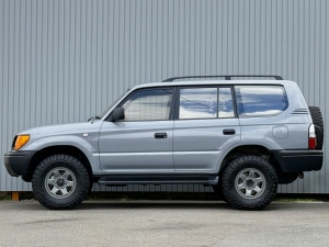 ランクルプラド95系キャンプ　アウトドア　レジャー　４ＷＤ　ＳＵＶ