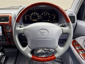 ランクルプラド95系キャンプ　アウトドア　レジャー　４ＷＤ　ＳＵＶ