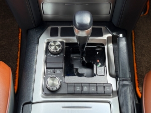 ランクル２００キャンプ　アウトドア　レジャー　４ＷＤ　ＳＵＶ