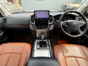 ランクル２００キャンプ　アウトドア　レジャー　４ＷＤ　ＳＵＶ