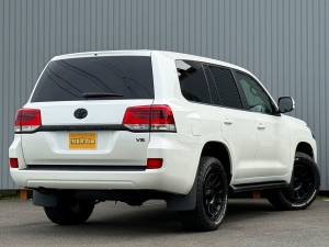 ランクル２００キャンプ　アウトドア　レジャー　４ＷＤ　ＳＵＶ