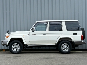 ランクル７０キャンプ　アウトドア　レジャー　４ＷＤ　ＳＵＶ