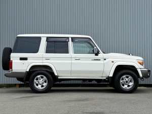 ランクル７０キャンプ　アウトドア　レジャー　４ＷＤ　ＳＵＶ