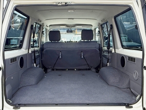 ランクル７０キャンプ　アウトドア　レジャー　４ＷＤ　ＳＵＶ