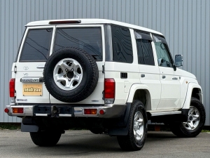 ランクル７０キャンプ　アウトドア　レジャー　４ＷＤ　ＳＵＶ