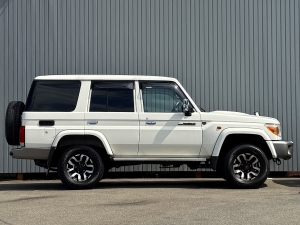 ランクル７０キャンプ　アウトドア　レジャー　４ＷＤ　ＳＵＶ