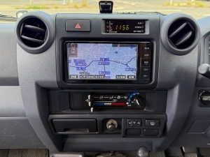 ランクル７０キャンプ　アウトドア　レジャー　４ＷＤ　ＳＵＶ