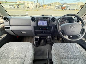 ランクル７０キャンプ　アウトドア　レジャー　４ＷＤ　ＳＵＶ