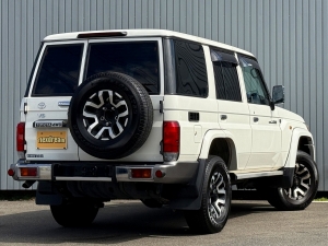 ランクル７０キャンプ　アウトドア　レジャー　４ＷＤ　ＳＵＶ
