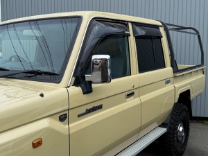 ランクル７０キャンプ　アウトドア　レジャー　４ＷＤ　ＳＵＶ