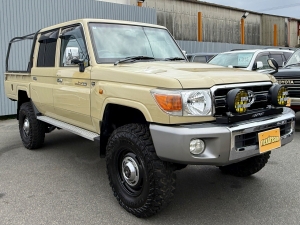 ランクル７０キャンプ　アウトドア　レジャー　４ＷＤ　ＳＵＶ