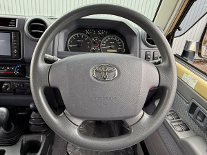 ランクル７０キャンプ　アウトドア　レジャー　４ＷＤ　ＳＵＶ