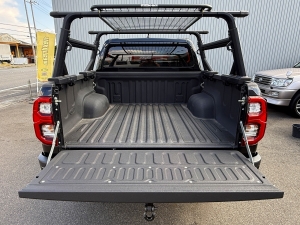 ハイラックスキャンプ　アウトドア　レジャー　４ＷＤ　ＳＵＶ