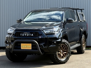 ハイラックスキャンプ　アウトドア　レジャー　４ＷＤ　ＳＵＶ