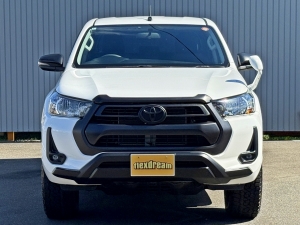 ハイラックスキャンプ　アウトドア　レジャー　４ＷＤ　ＳＵＶ