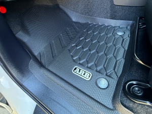 ハイラックスキャンプ　アウトドア　レジャー　４ＷＤ　ＳＵＶ