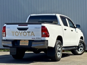 ハイラックスキャンプ　アウトドア　レジャー　４ＷＤ　ＳＵＶ