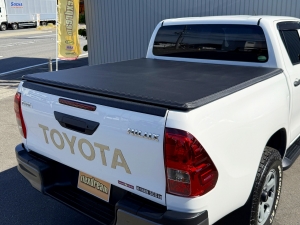 ハイラックスキャンプ　アウトドア　レジャー　４ＷＤ　ＳＵＶ