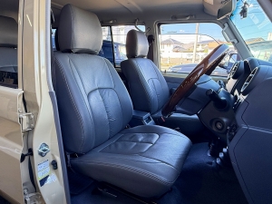 ランクル７０キャンプ　アウトドア　レジャー　４ＷＤ　ＳＵＶ