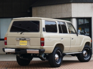 ランクル６０丸目換装　ロールーフ　ベッドキット