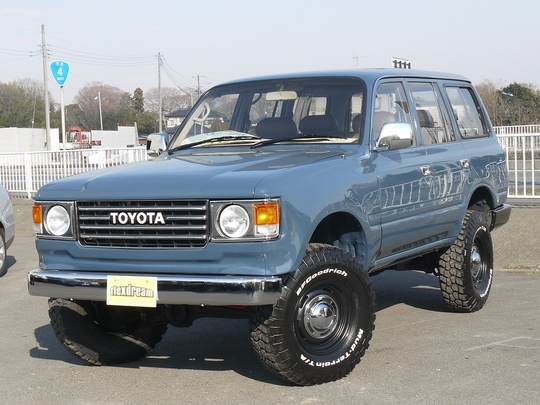 ランクル８０