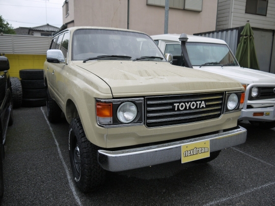 ランクル８０
