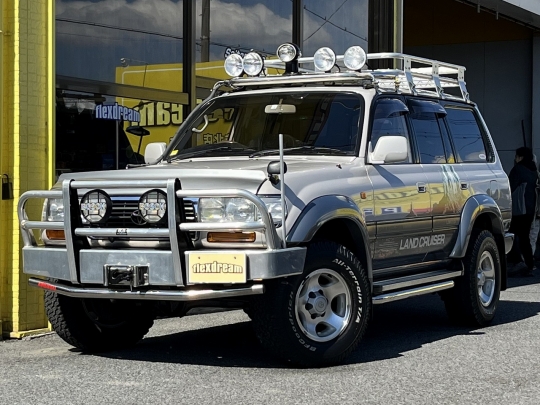 ランクル８０