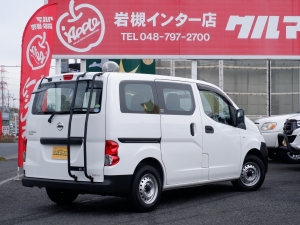 バネット　NV200　5人乗り　