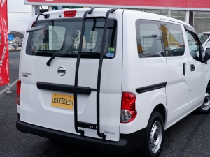 バネット　NV200　5人乗り　