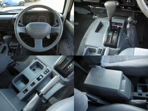 ランクル７０後期型　ナロー