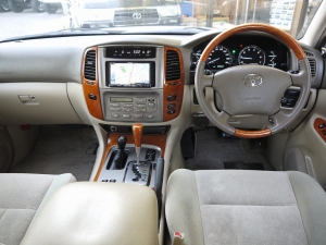 ランクル１００中期　5速オートマ