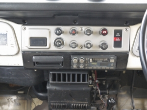 ランクル４０40　Lパケ　白　観音