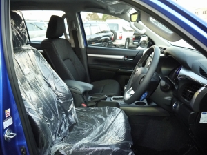 ハイラックス新車コンプリート新型ハイラックス　ラインエックス