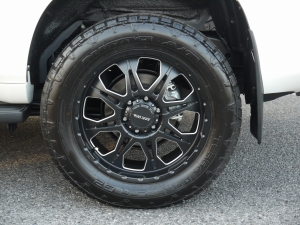 ランクルプラド新型ランクル　150プラド