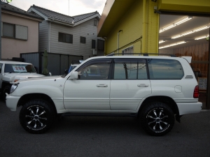 ランクル１００背面レス　リフトUP