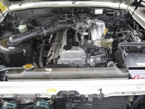 ランクル８０最終型　エアバック　ABS