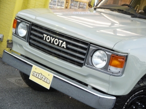 ランクル８０最終型　エアバック　ABS